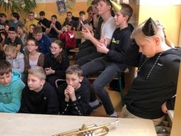 vanocni koncert - zaci zakum 16